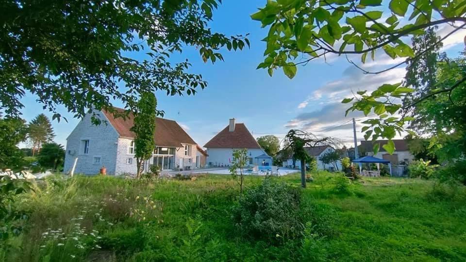 Domaine Ravy-La Camelia Hotel Saint-Symphorien-sur-Saone Exterior photo